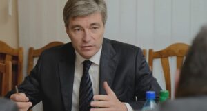 Parlamentul a aprobat numirea lui Eugen Carpov în funcția de director ANRE