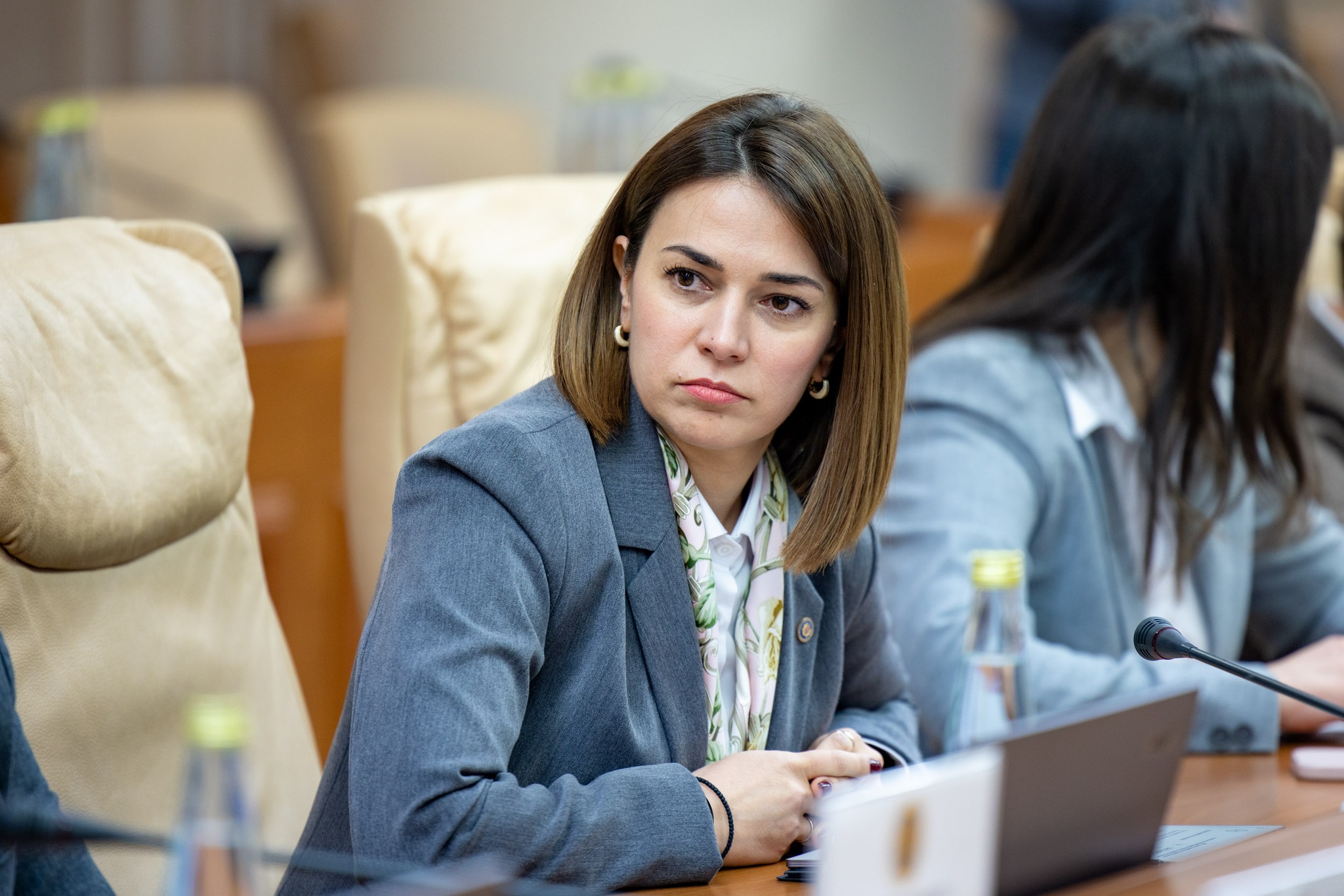 Autoritățile analizează lanțul valoric al laptelui în Moldova