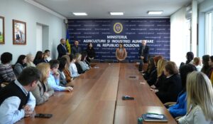 Ina Butucel, prezentată echipei MAIA