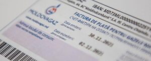 Compensații pentru încălzire și energie electrică acordate familiilor din Moldova
