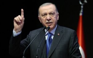 Fructele, afectate de îngheț: Erdogan dă asigurări, fermierii așteaptă compensații