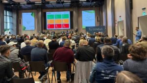 Peste 160 de agricultori au participat la târgul AgroFin