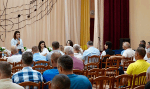 Ludmila Catlabuga în dialog cu fermierii