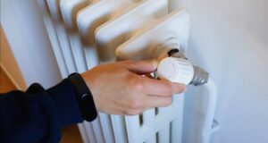 Cetățenii moldoveni pot verifica de astăzi dacă primesc compensații pentru energie