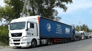 Traficul camioanelor cu fructe și legume continuă să încetinească exporturile