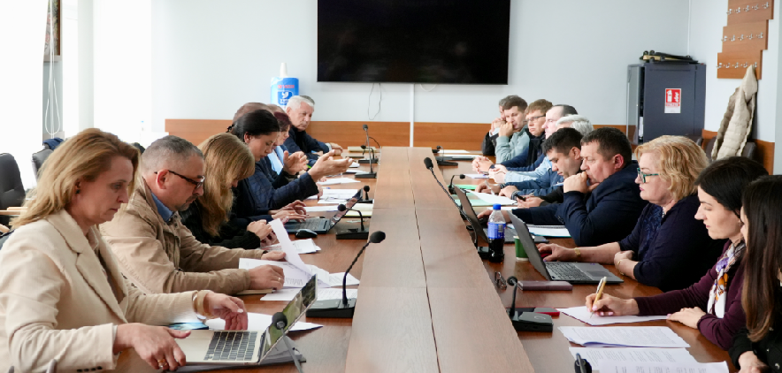 Consultări cu asociațiile de profil pentru viitorul sectorului horticol