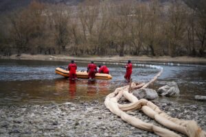 Ultimele baraje de protecție de pe Nistru au fost demontate