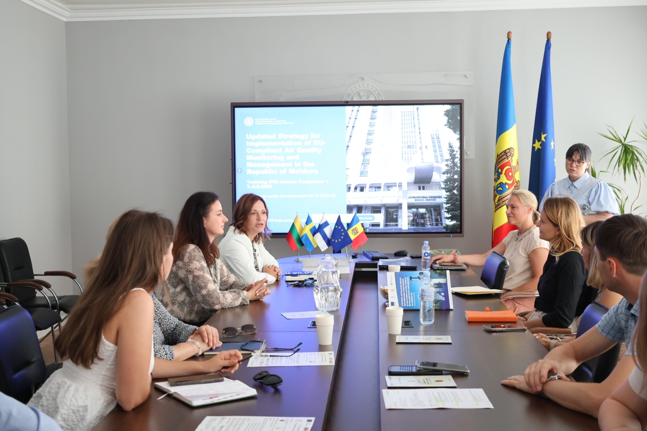 Moldova își extinde rețeaua de monitorizare a aerului: 10 stații noi vor fi instalate până în 2027