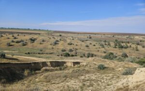 Prejudiciu de peste 19 milioane de lei după excavări ilegale pe un teren agricol din Vulcănești